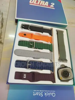 M70 Max Ultra2 With 7 Straps and Fitness Tracker