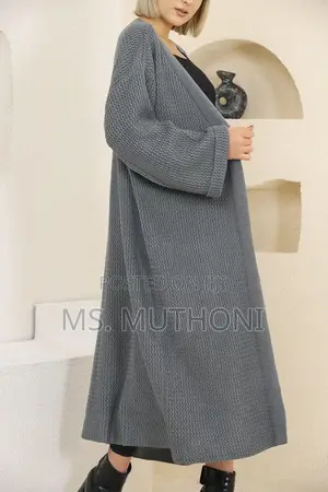 Long Wide Arms Free Size Sweaters