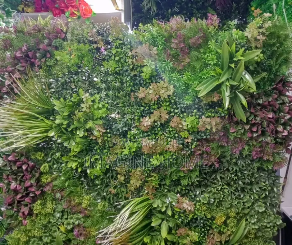 Artificial Green Grass Carpet Bar Grill and Restaurant