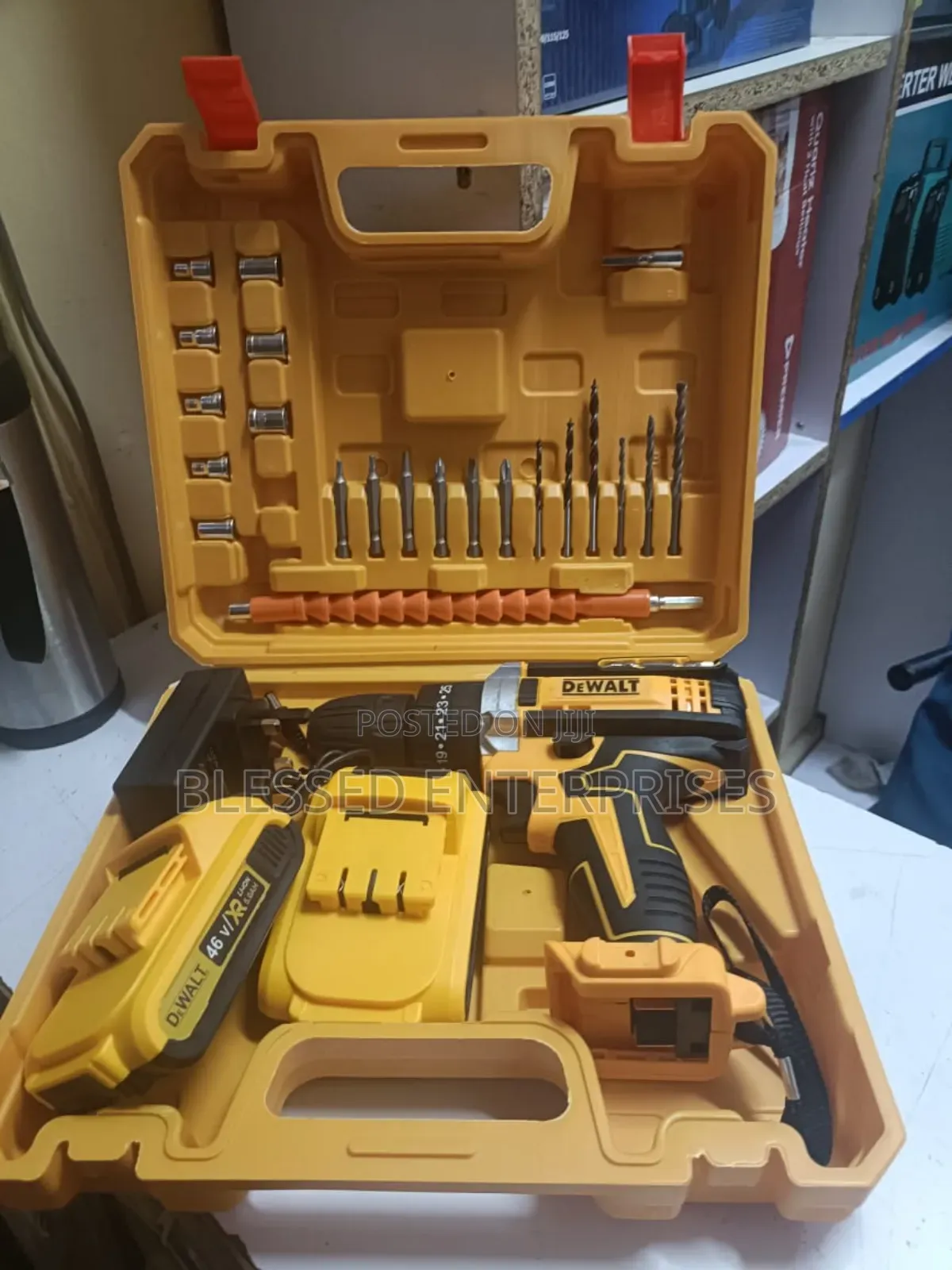 Rechargeable Dewalt Drill/ Cordless Drill Rechargeable