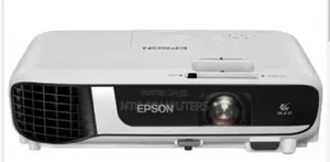 Epson Projector Eb-W51 Lumens