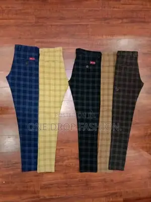 Plaid /Checked Trousers