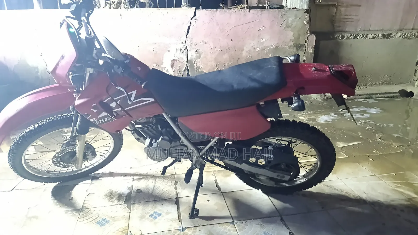 Honda 2010 Red
