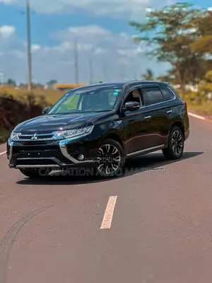 Mitsubishi Outlander 2017 Black