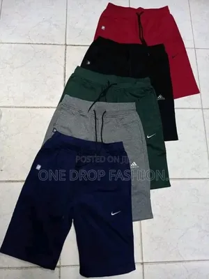 Men Nike Sweatshorts 100