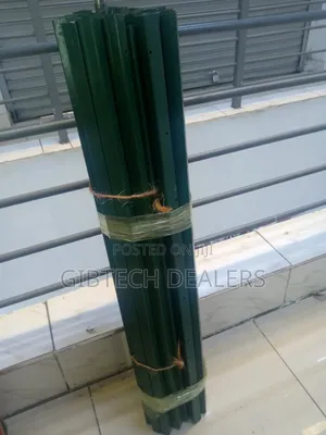 Electric Fence Strainer.