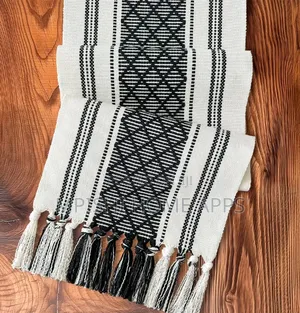Braided Woven Table Runner With 6pcs Mats