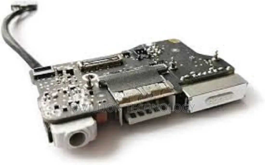 Macbook 1466 Charging Port