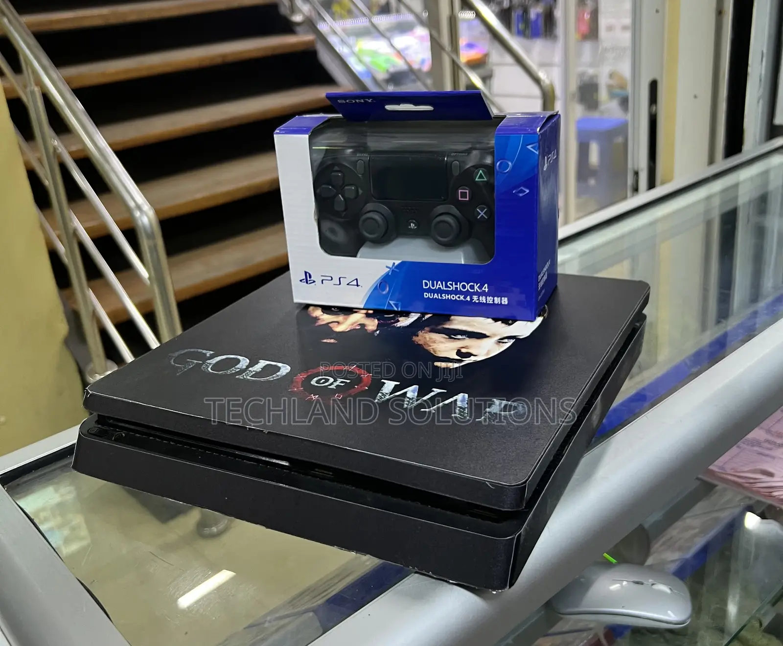 6 Months Old Sony Ps4 Slim