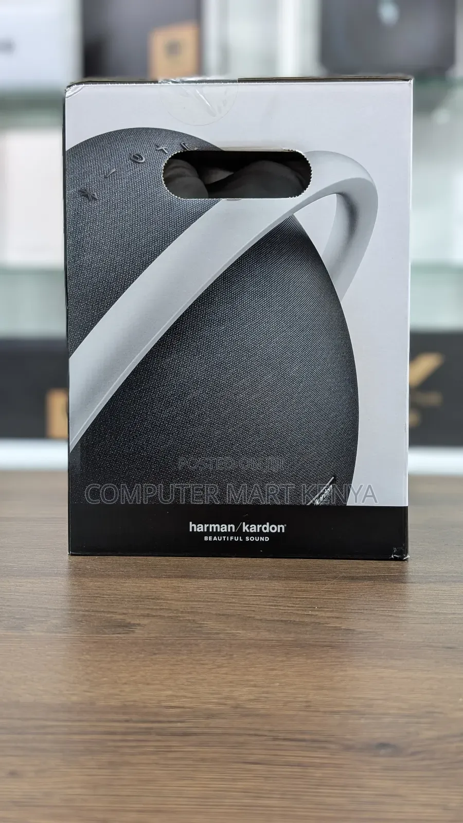 Harman Kardon Onyx Studio 8