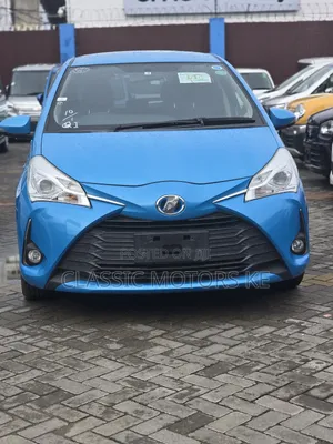 Toyota Vitz 1.5 FWD Hybrid 5dr 2018 Blue