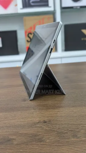 Laptop Microsoft Surface Pro 7 8GB Intel Core I5 SSD 128GB