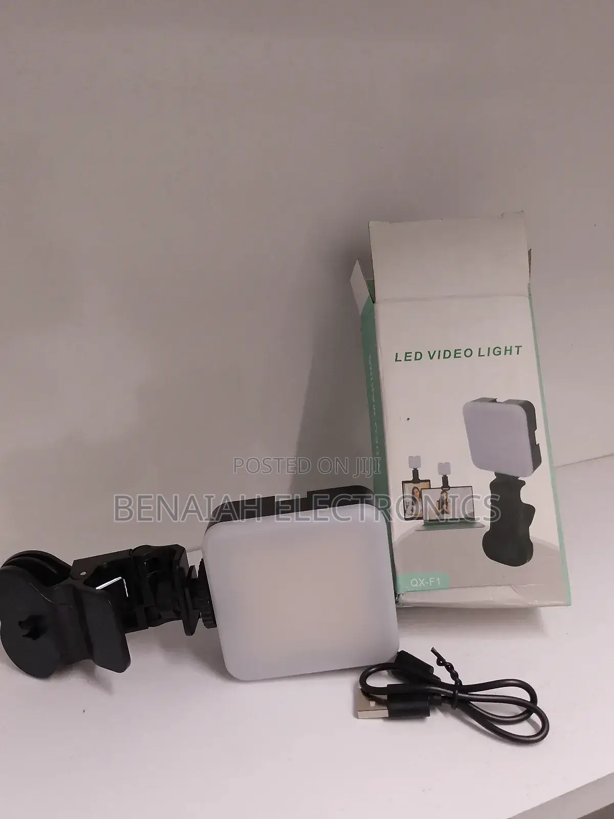 Adjustable Led Video Light . Bright Lamp