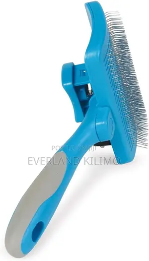 Slicker Brush Self Cleaning