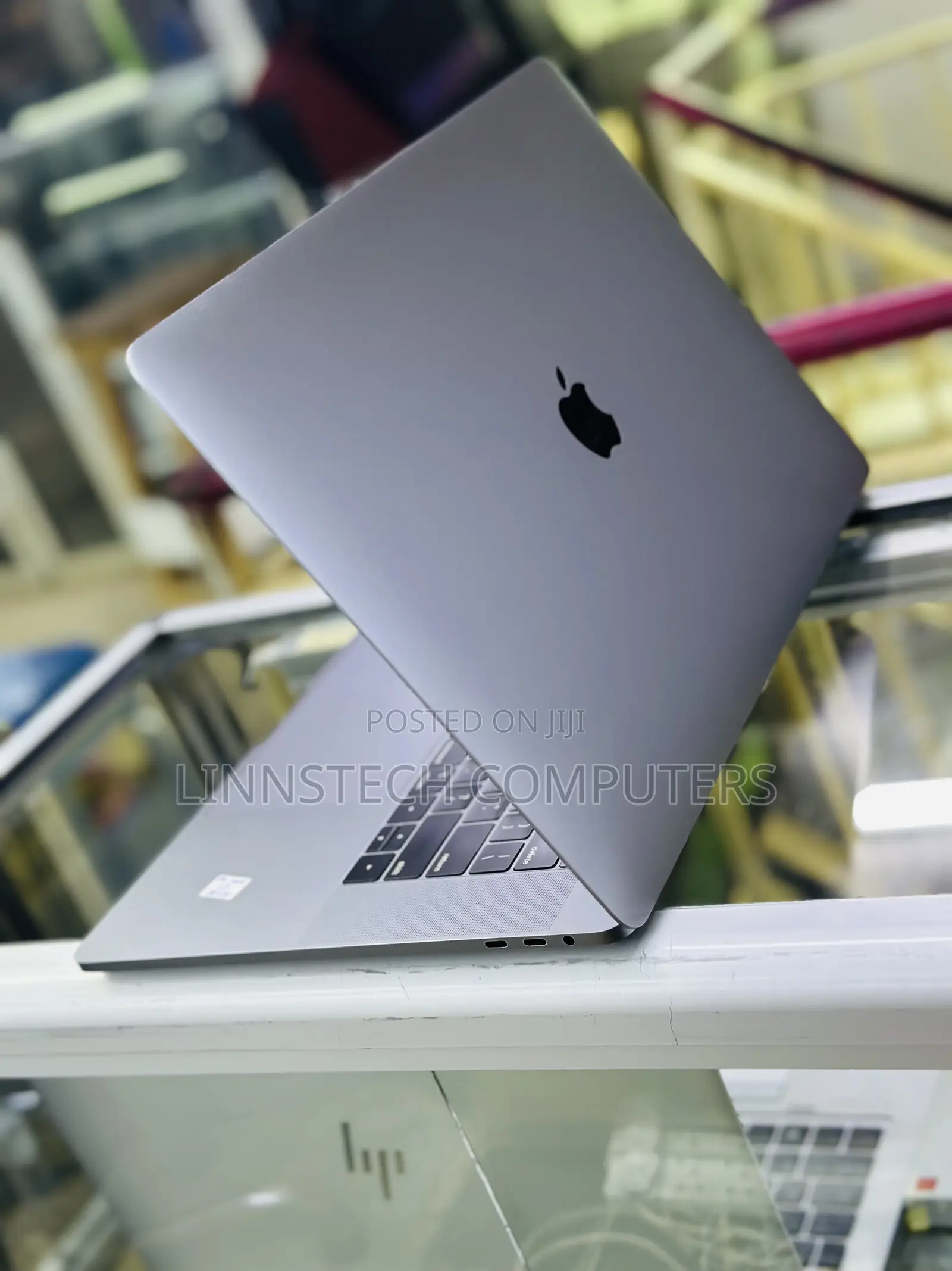Laptop Apple MacBook 2018 32GB Intel Core I7 SSD 512GB