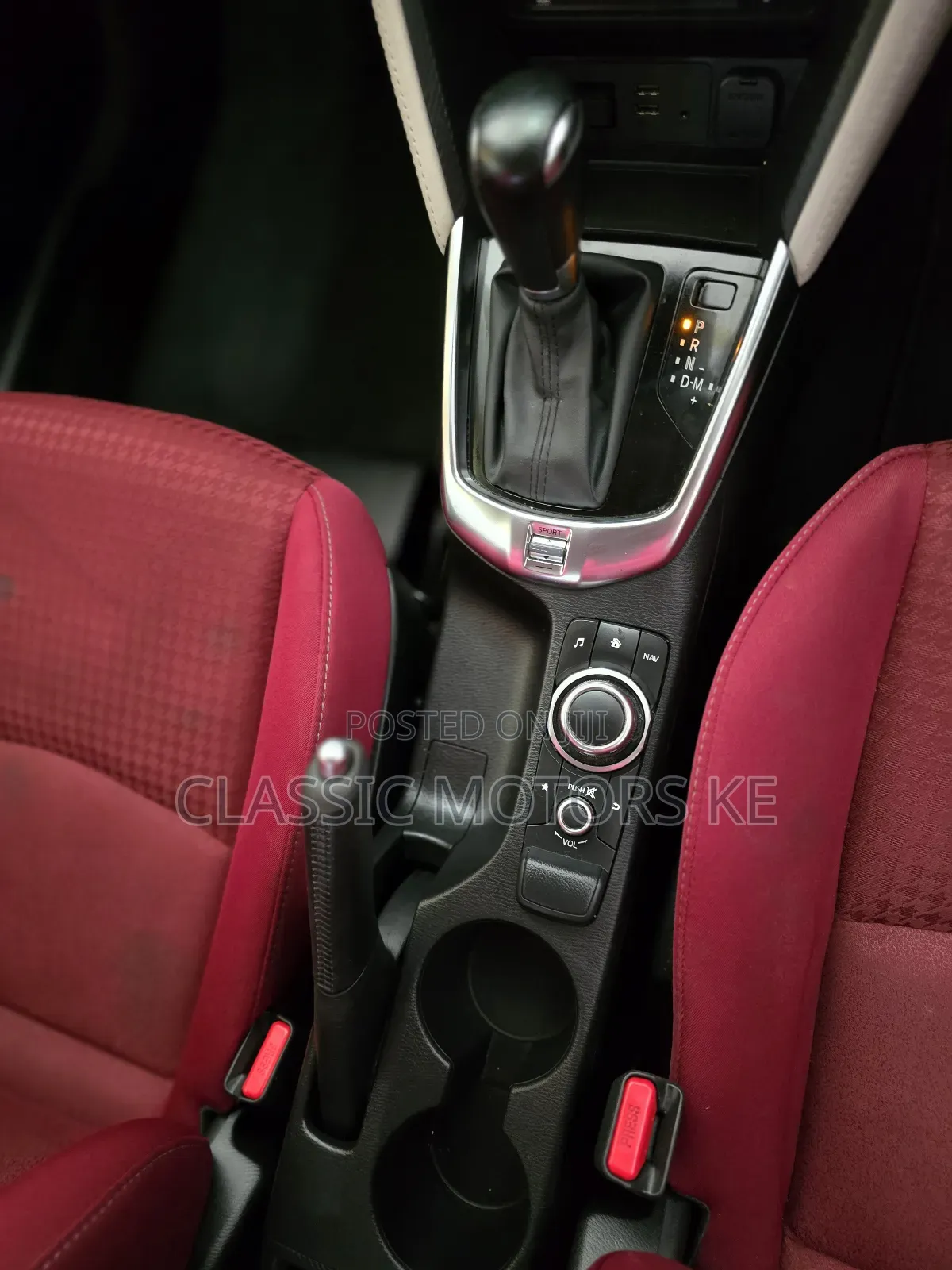 Mazda Demio 2018 Off white