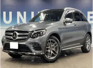 Mercedes-Benz GLC-Class GLC250 Sport Utility 4-Door (2.0L, 4cyl Turbo)