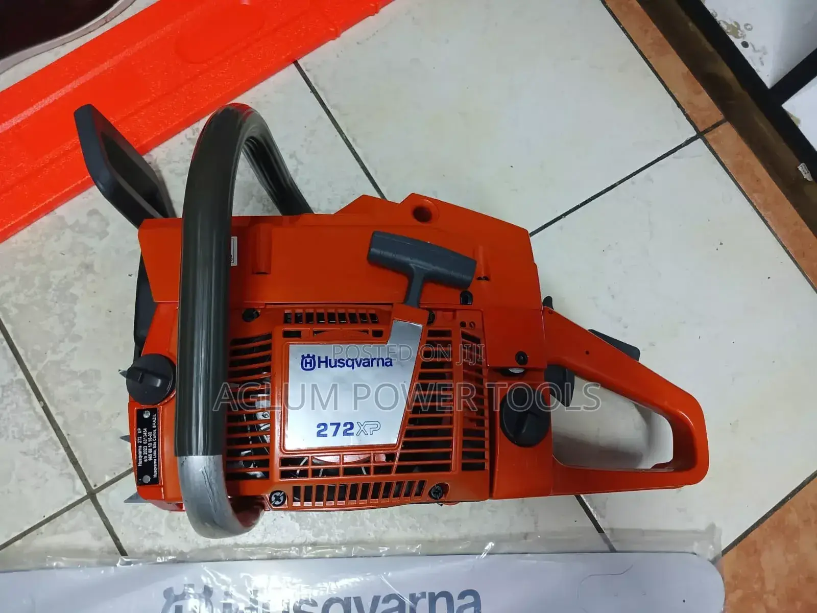 Hursqvana 272xp Chainsaw Complete With One Year Warranty