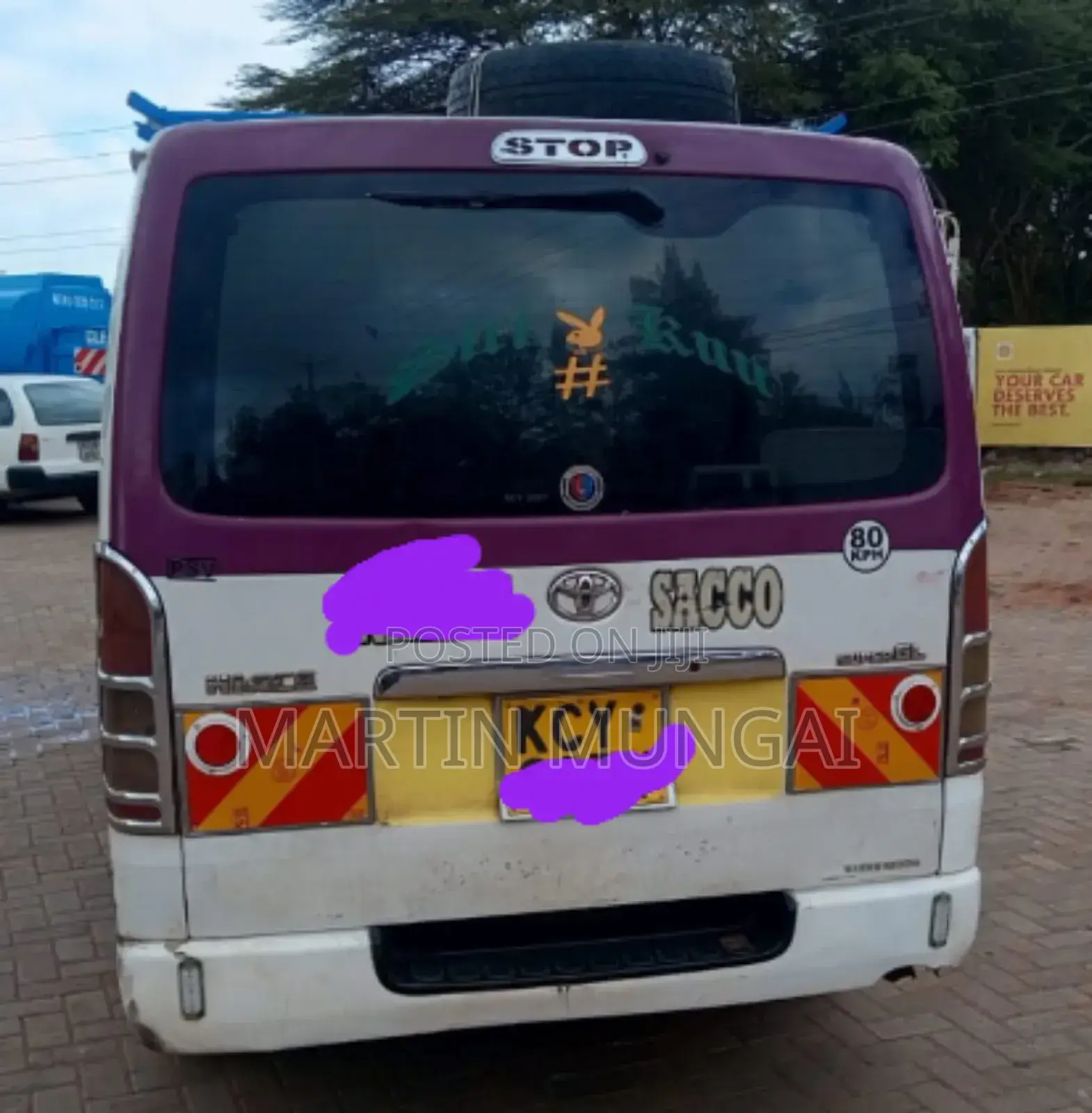 Toyota HiAce 2013 White