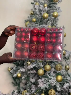 Red Christmas Tree Decor Balls - 101pc
