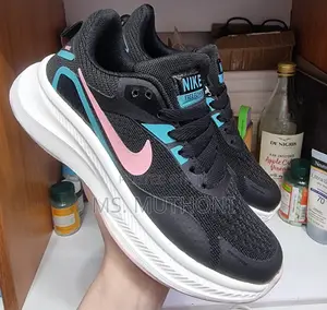 Nike Quality Trainners Sneakers* Sizes:36, 37, 38, 39, 40*