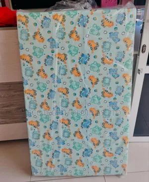 Beautiful 2.5 by 4 Playpen Baby Matress 4inch Jw8t