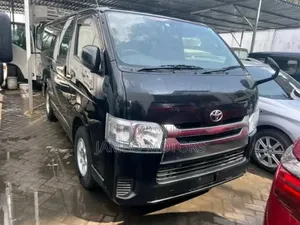 Toyota HiAce 2018 Black