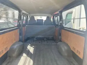 Toyota HiAce 2018 Black