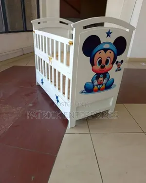 Dubai Modern Wooden Baby Cot 4 By 2 Fitts