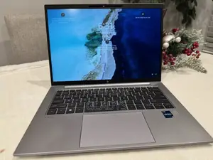 Laptop HP ZBook Firefly 16 G10 16GB Intel Core i5 SSD 512GB
