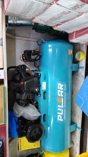 Air Compressor Machine With 200L Capacity