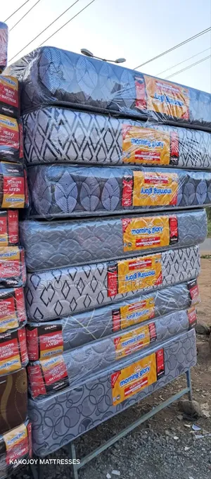 Varicoloured Comfy 5by6 10inch HD Quilted Mattresses.