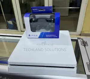 White Sony Ps4 Slim