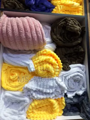 Fluffy Heavy and Warm Velvet Fleece Blanket