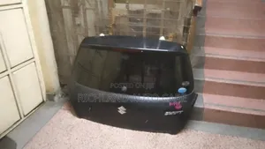 Suzuki Swift Boot