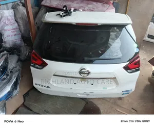 Nissan X-Trail Nt32 Boot