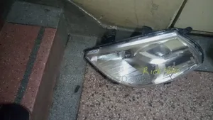 Headlamp Nissan Tiida