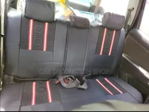 5 Seater Car Fitted With Leather Seat Cushions