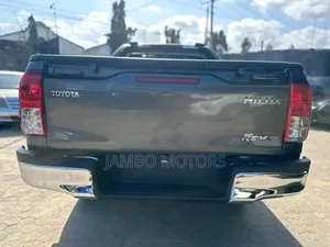 Toyota Hilux 2018 Black