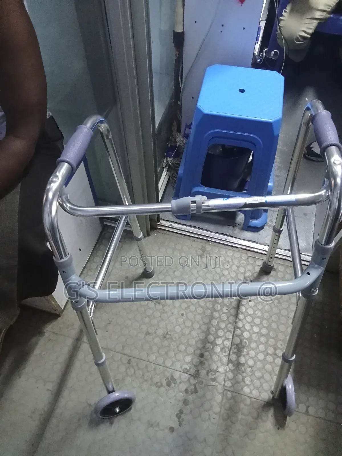 Walking Frame With Wheels All Age