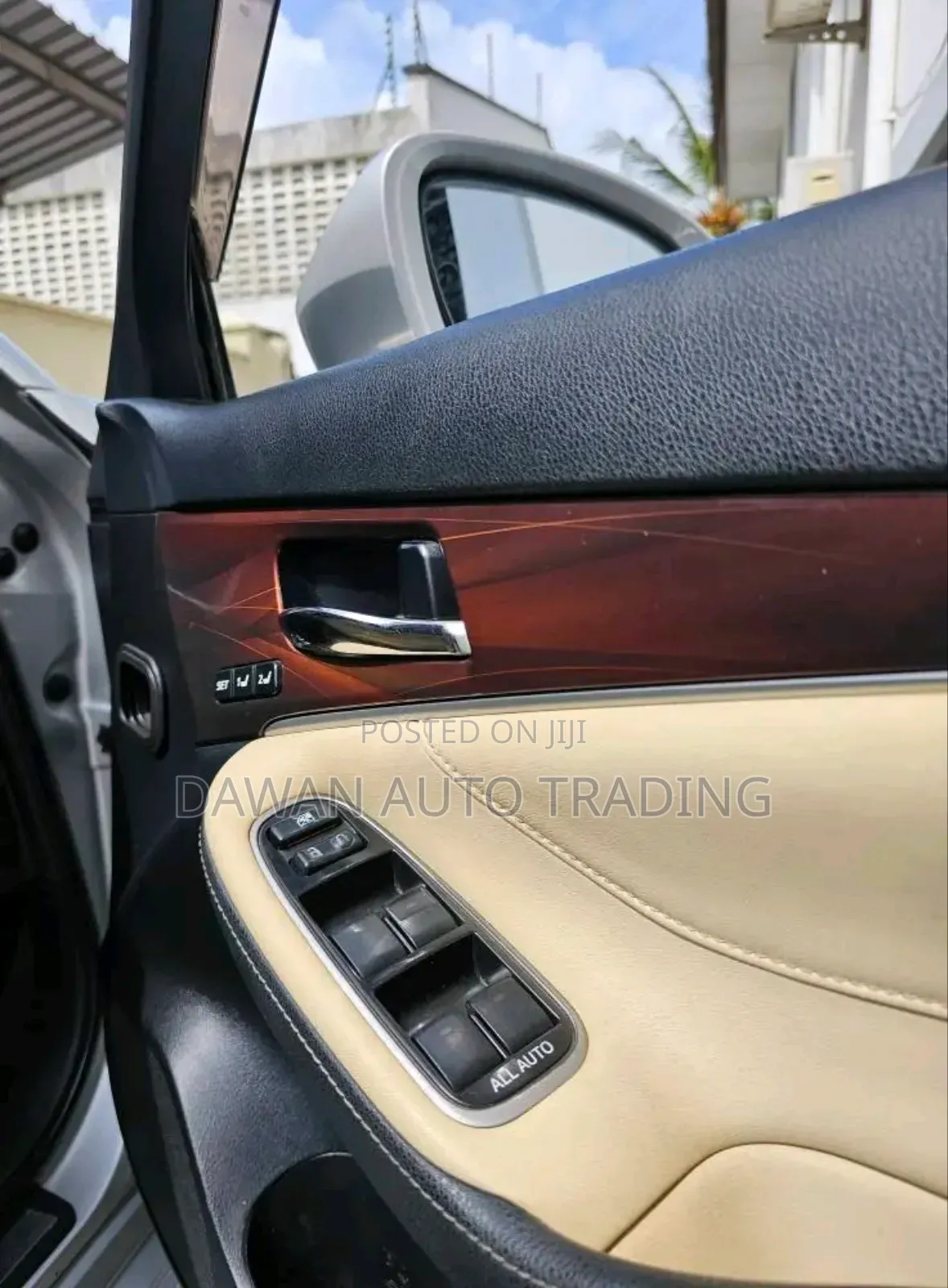 Toyota Crown 2014 Silver