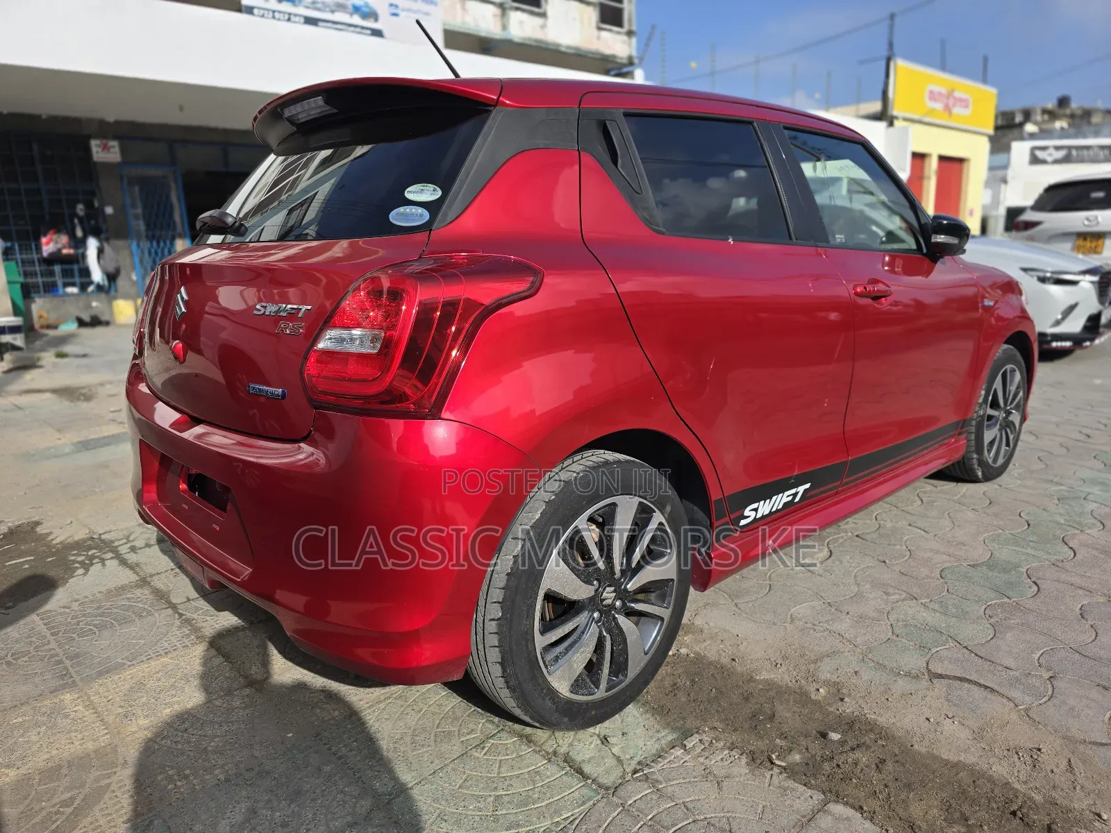 Suzuki Swift 2018 Red