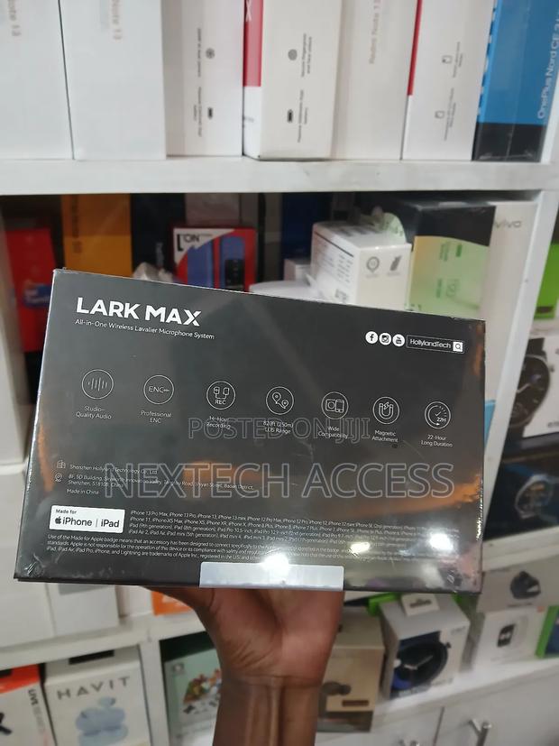 Hollyland LARK MAX Duo Wireless 2-Person Microphone System - thumbnail 2
