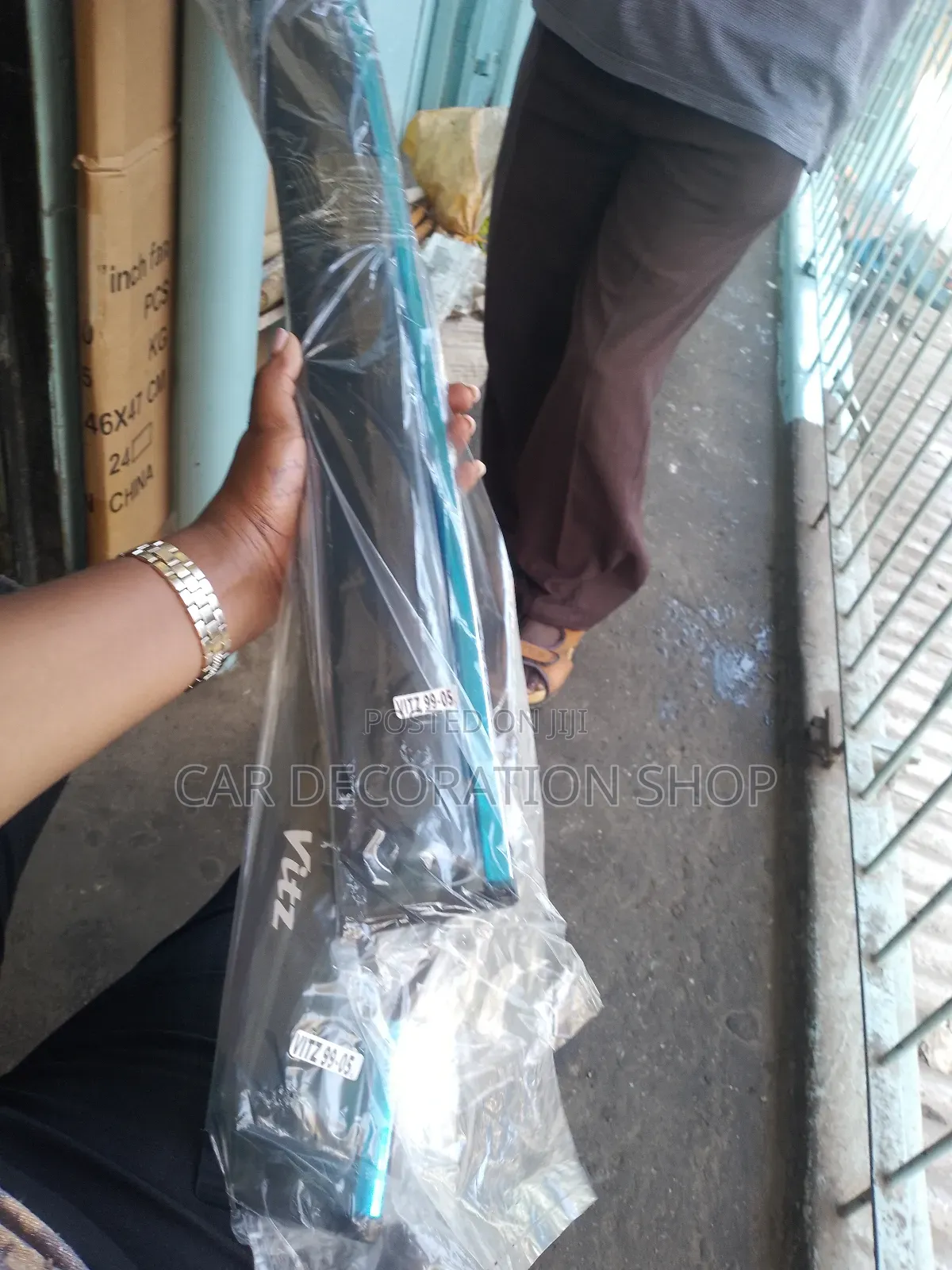 Vitz 1999_2005 Windshield 4pcs