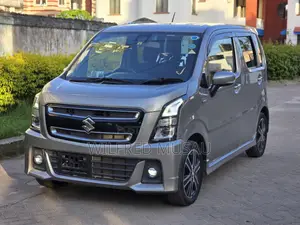Suzuki Wagon R 660 Hybrid FWD 2017 Silver