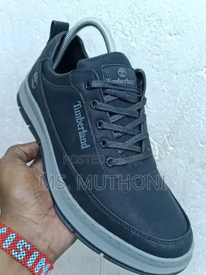 Timberland Sports Shoes in Stock Size 40-45
