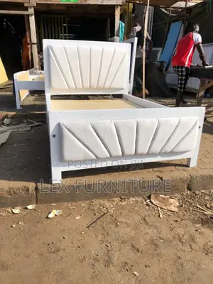 Mocket Bed