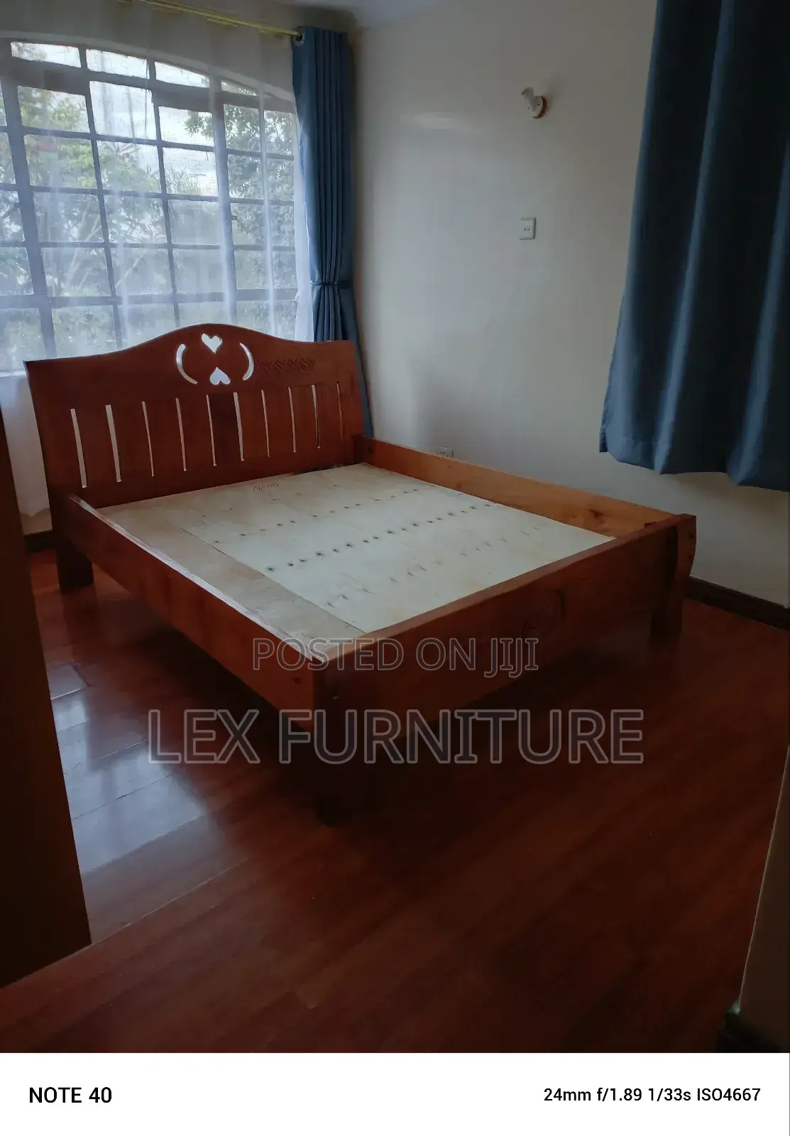 5*6 Mahogany Bed