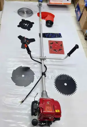 4 Stroke Brush Cutter Multiple Blades