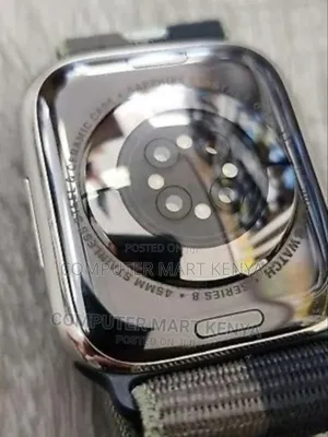 Apple Watch Series 8